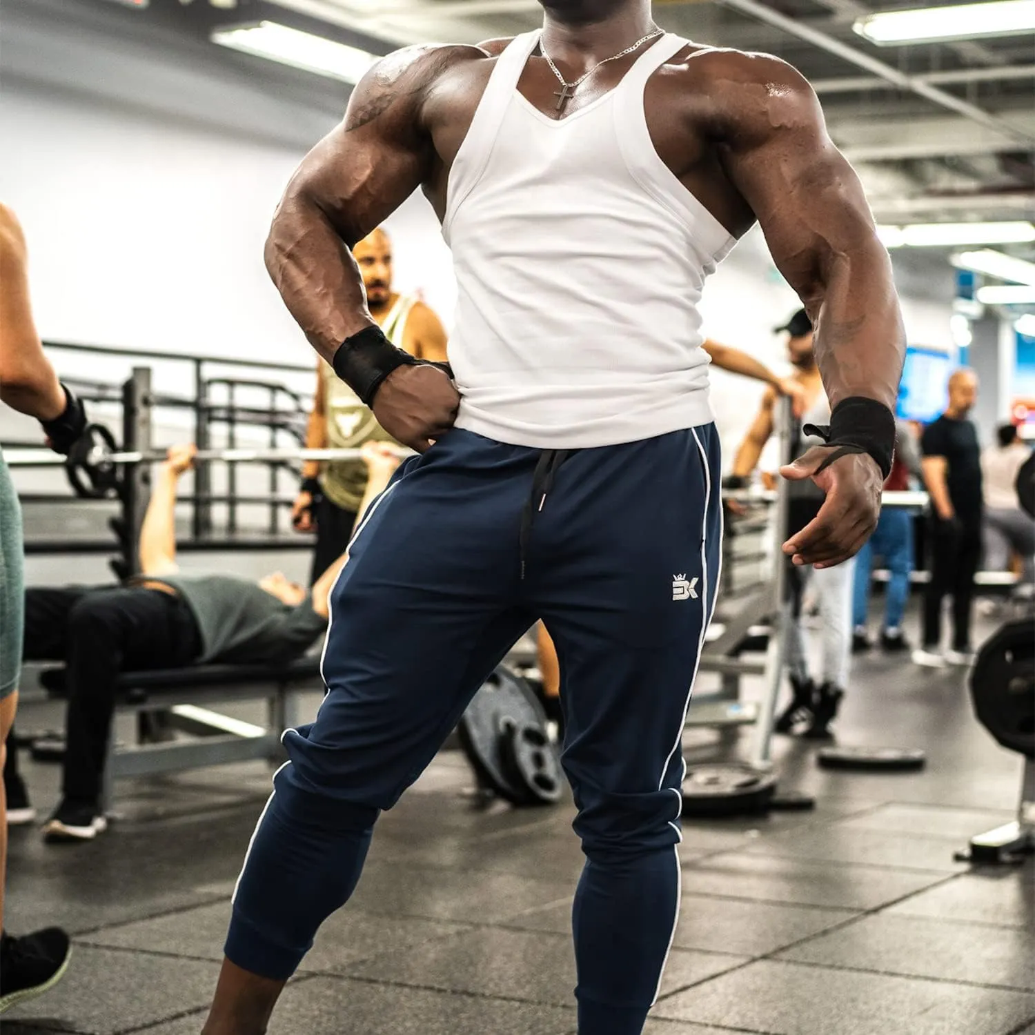 BROKIG Men's Slim Fit Workout Joggers Pants, Casual Breathable Gym Training Tapered Sweatpants with Zipper Pockets