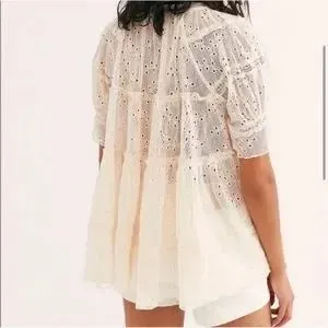 Lace Cutout Short Sleeve Top