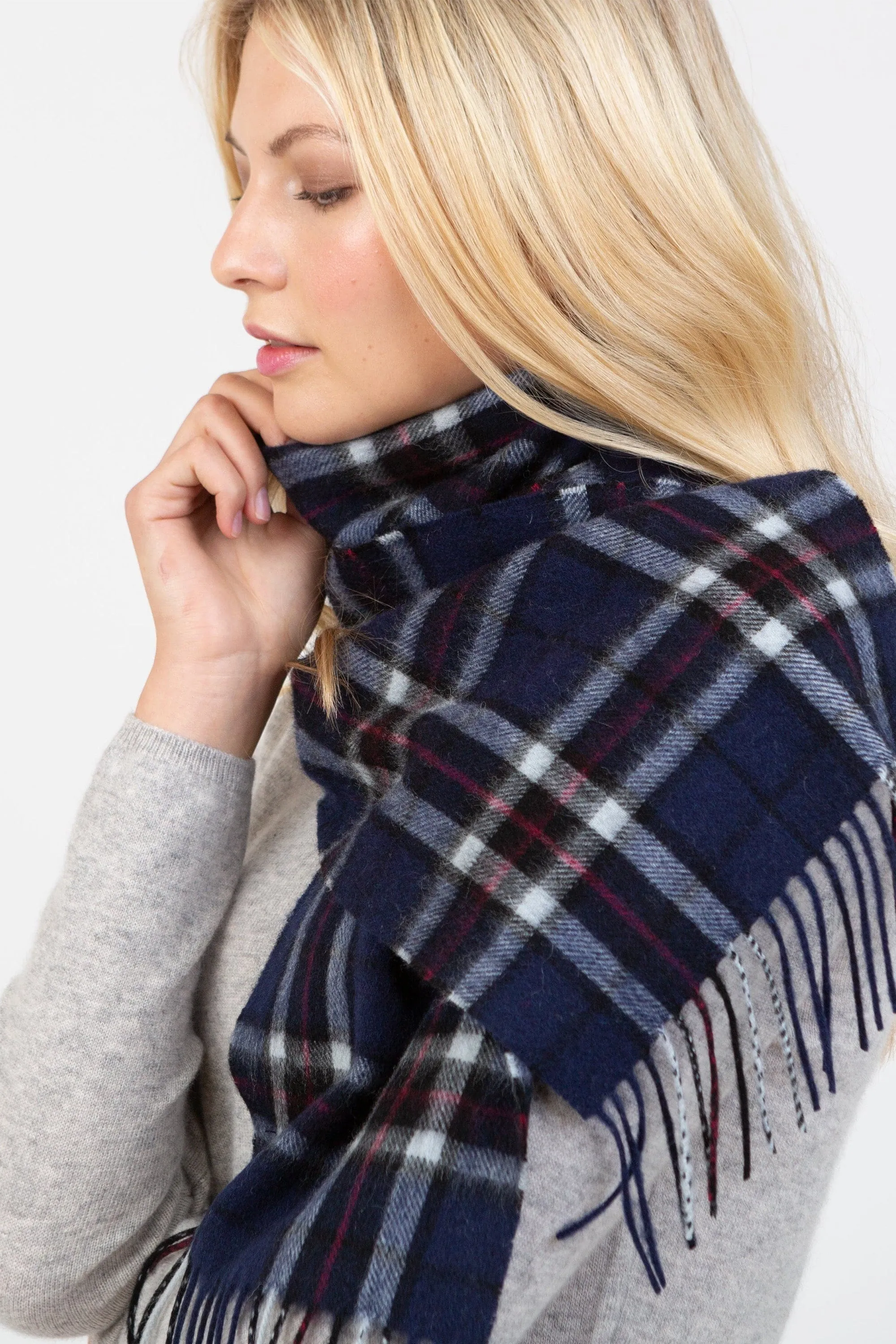Scotty Thompson Lambswool Scarf - Navy