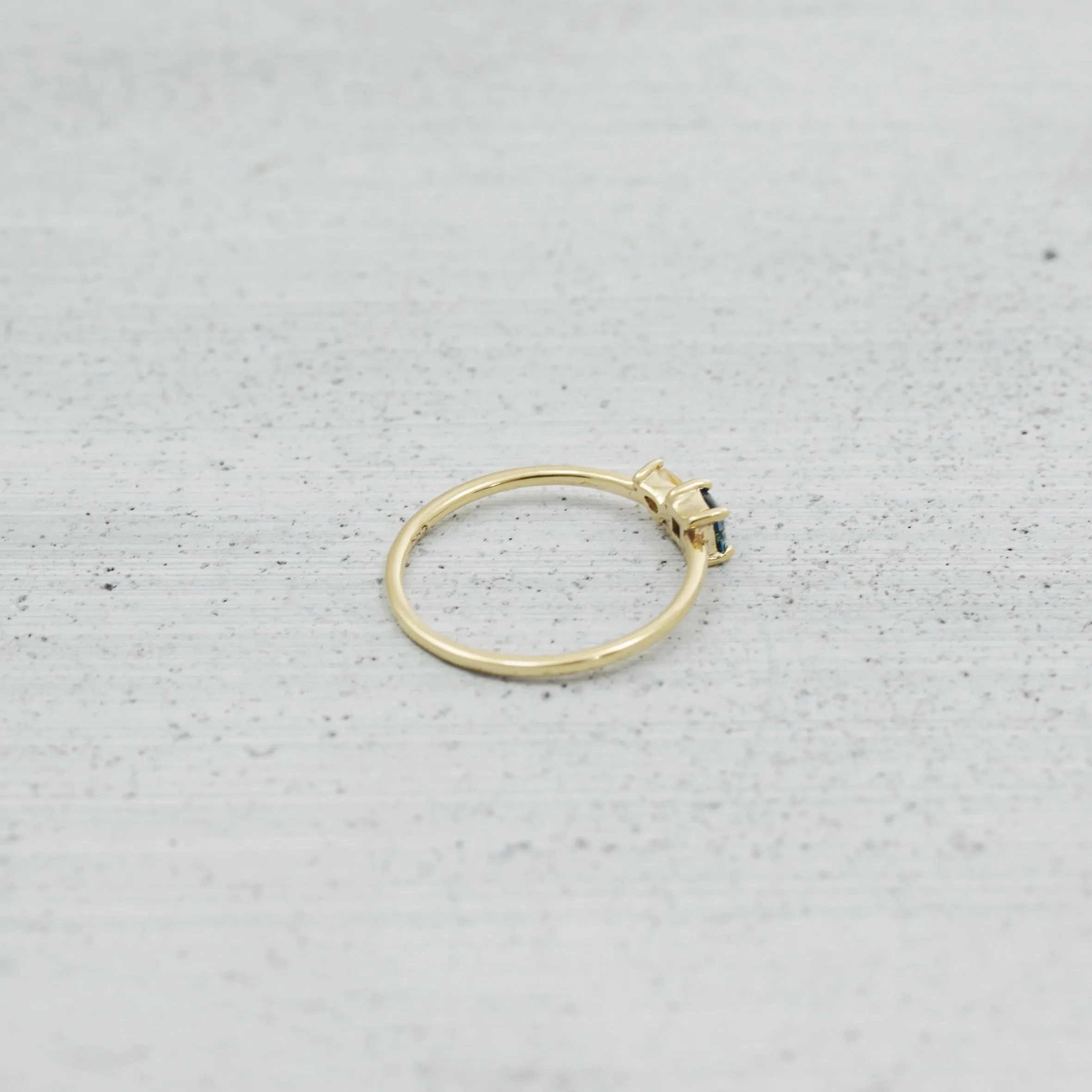Trapeze Ring - 14K/ 18K Gold